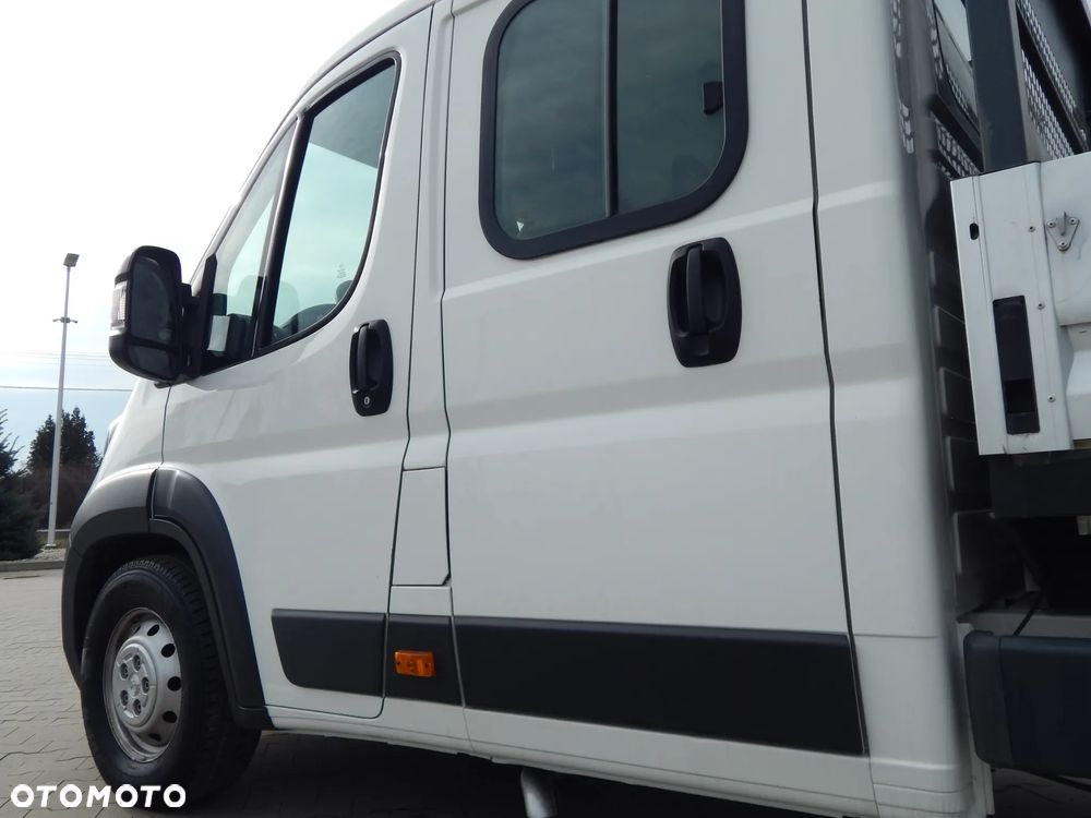 Peugeot Boxer_7-Osobowy_Max-rama_skrzynia_paka - 25
