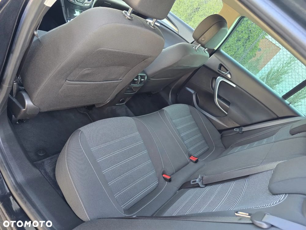 Opel Insignia 2.0 CDTI ecoFLEX Start/Stop Business Innovation - 13