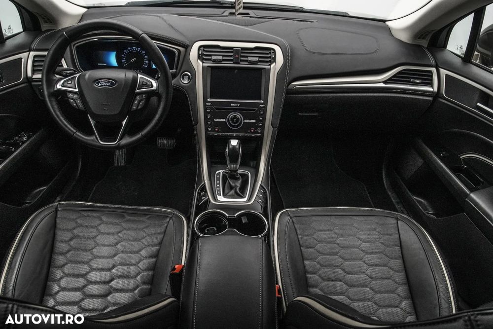 Ford Mondeo Vignale 2.0 Hybrid - 7