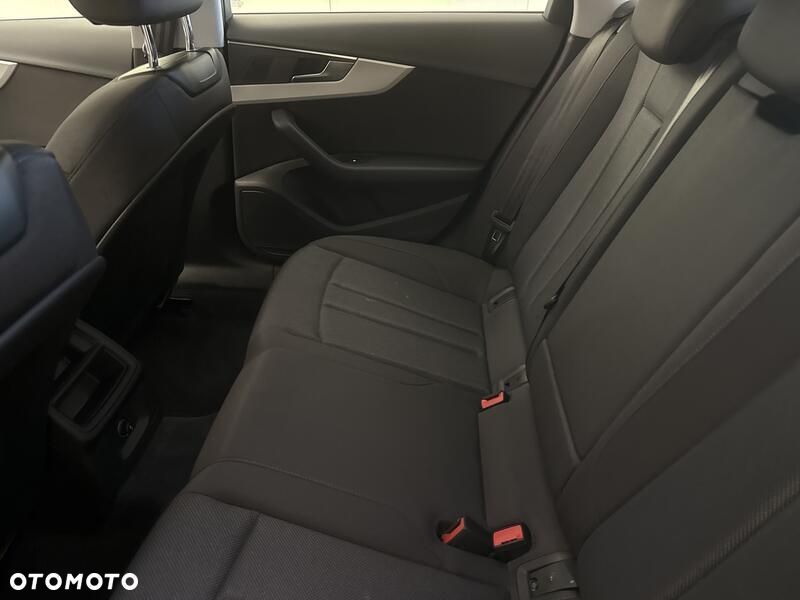 Audi A4 Avant - 20