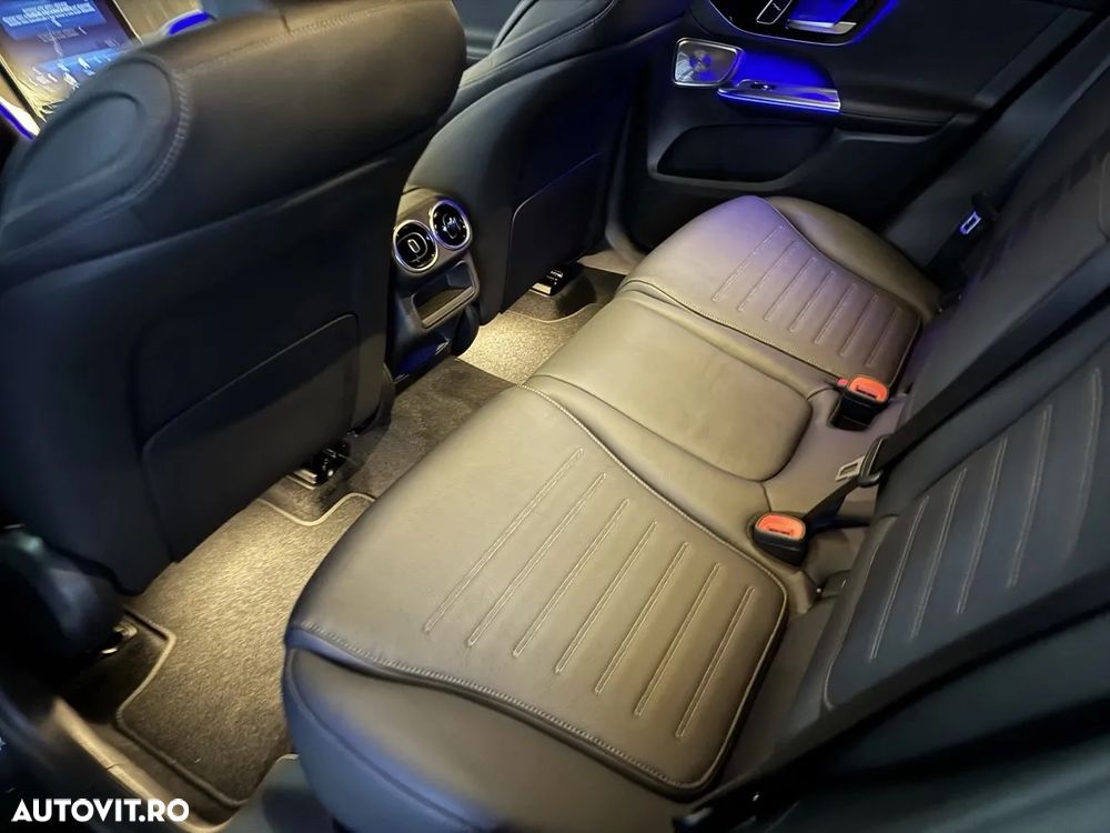 Mercedes-Benz GLC 220 d 4Matic 9G-TRONIC AMG Line Advanced - 11