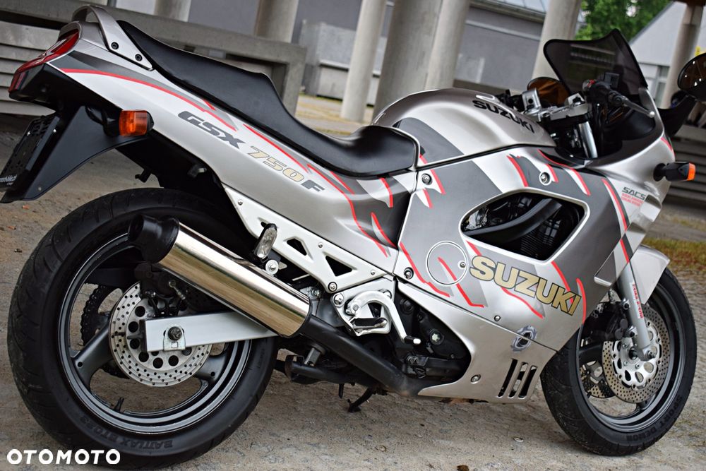 Suzuki GSX-F - Katana - 11