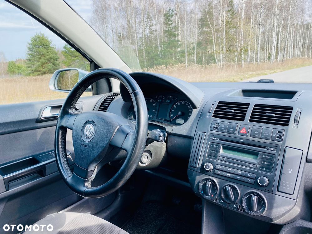 Volkswagen Polo 1.4 Comfortline - 37