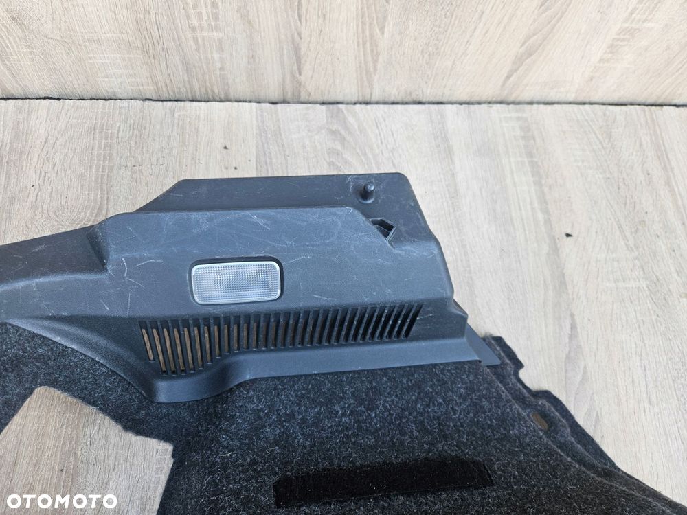 toyota auris 07-12 boczek lewy bagażnika - 2