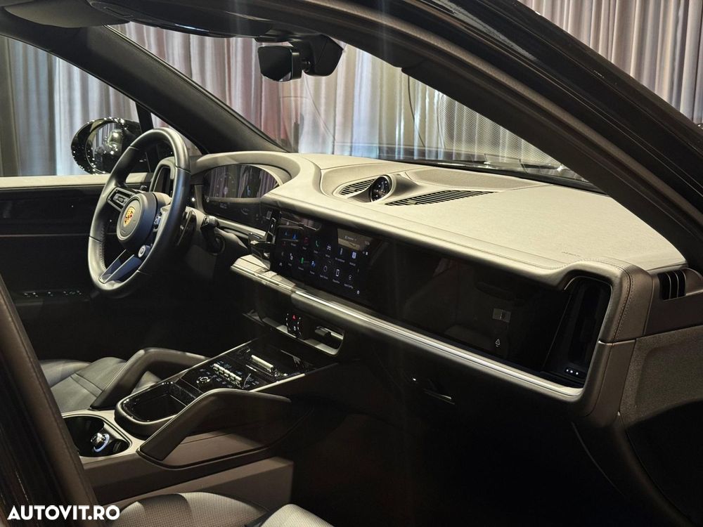 Porsche Cayenne - 18