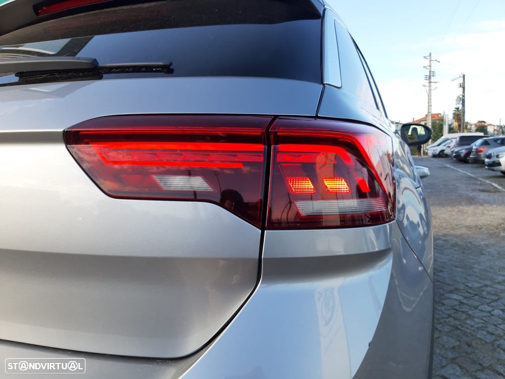 VW T-Roc 1.0 TSI Life - 24