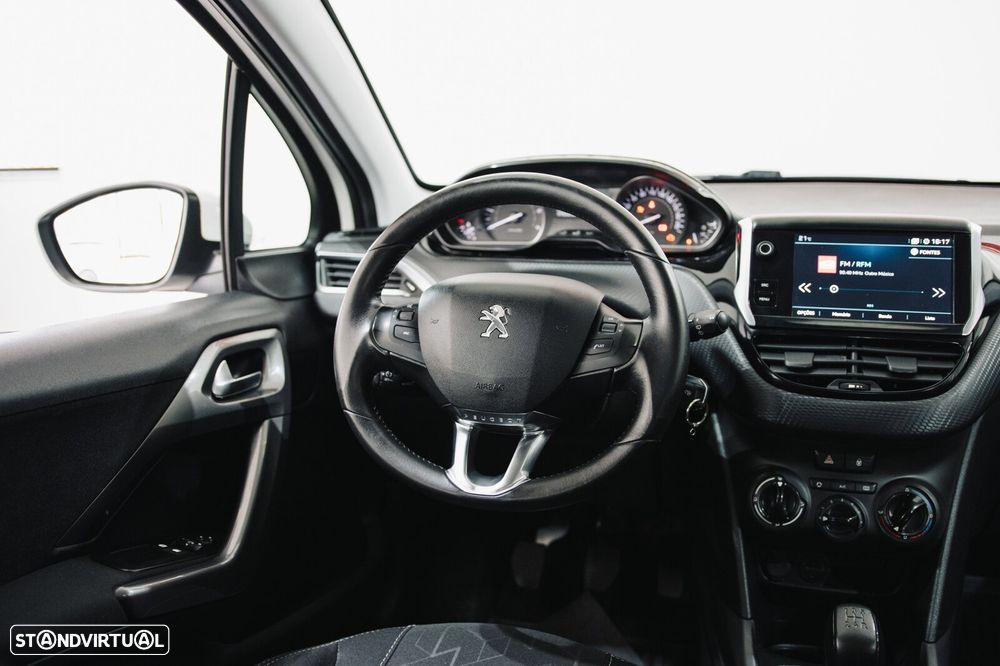 Peugeot 2008 1.6 BlueHDi Style - 14