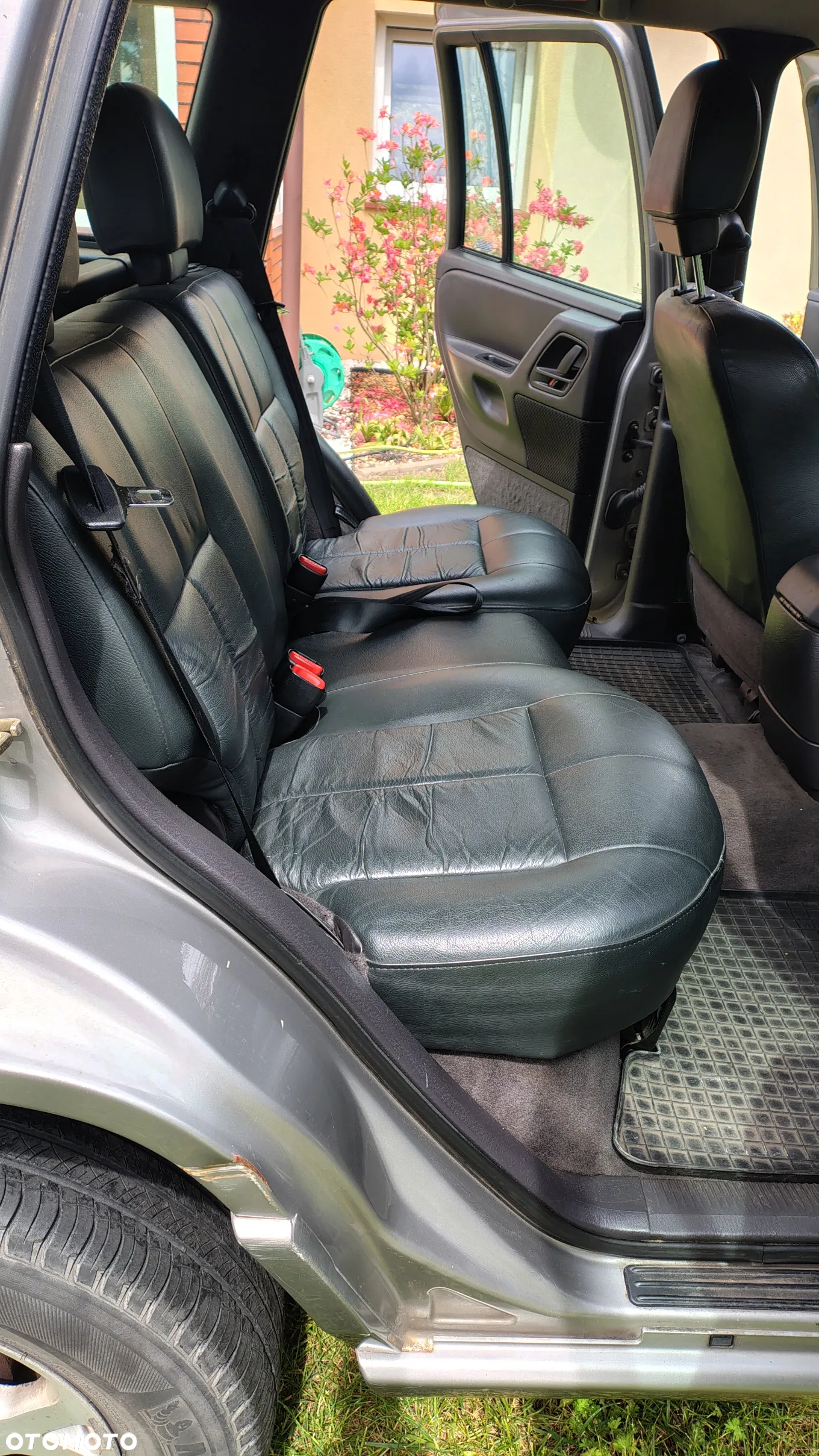 Jeep Grand Cherokee 3.1L TD Laredo - 8