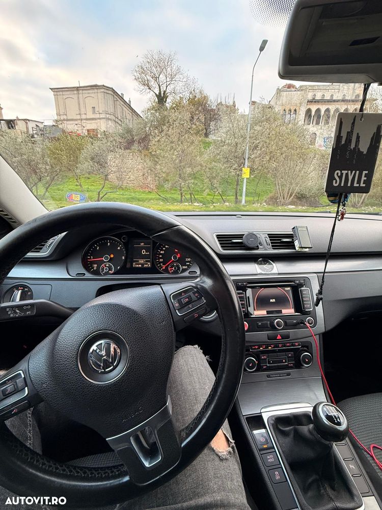 Volkswagen Passat 1.6TDI BlueMotion Tehnology Comfortline - 6