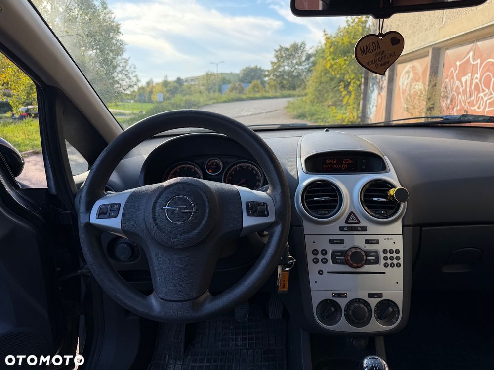 Opel Corsa 1.2 16V Innovation - 11