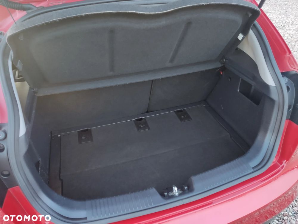 Kia Rio 1.2 Dream Team Edition - 14