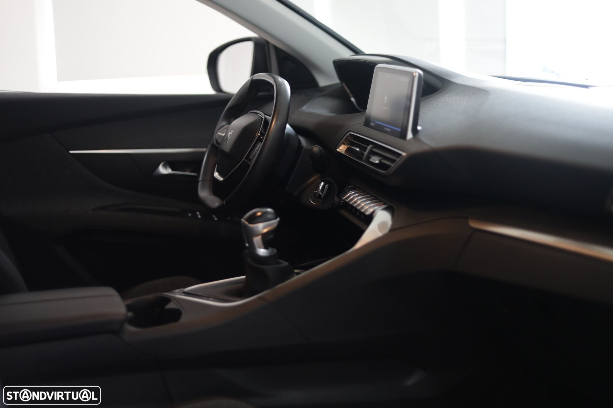 Peugeot 3008 1.5 BlueHDi Active - 23