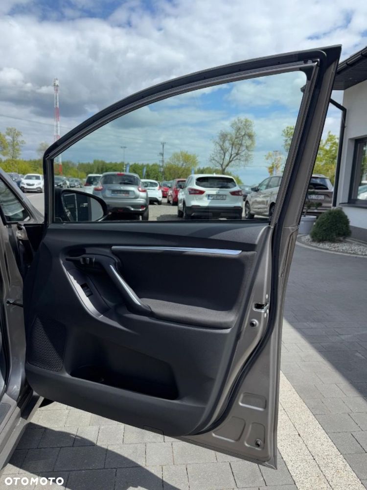 Toyota Corolla Verso - 28