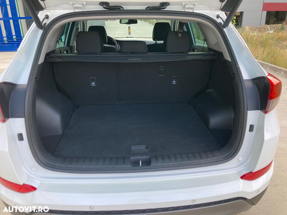 Hyundai Tucson 2.0 CRDI 4WD Premium - 26