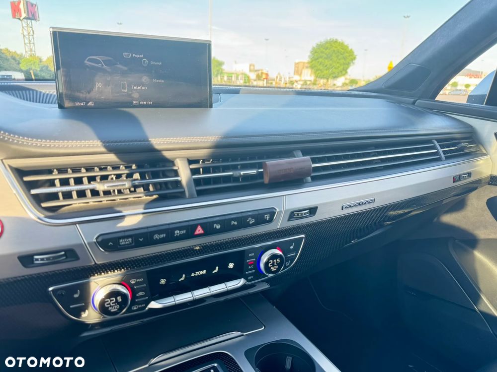 Audi SQ7 - 10