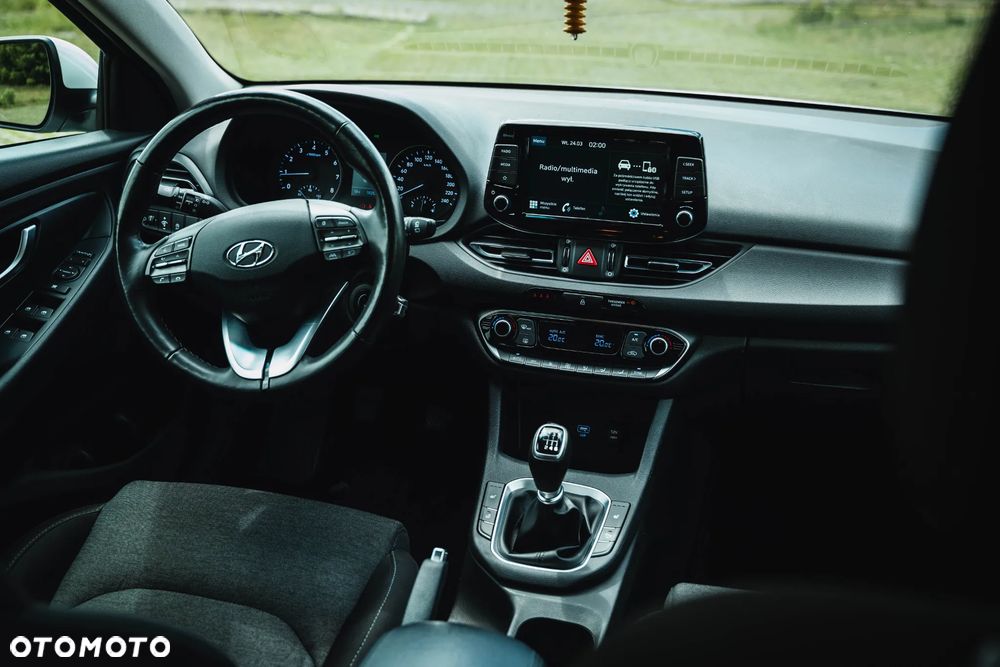 Hyundai i30 1.5 DPI Modern - 6