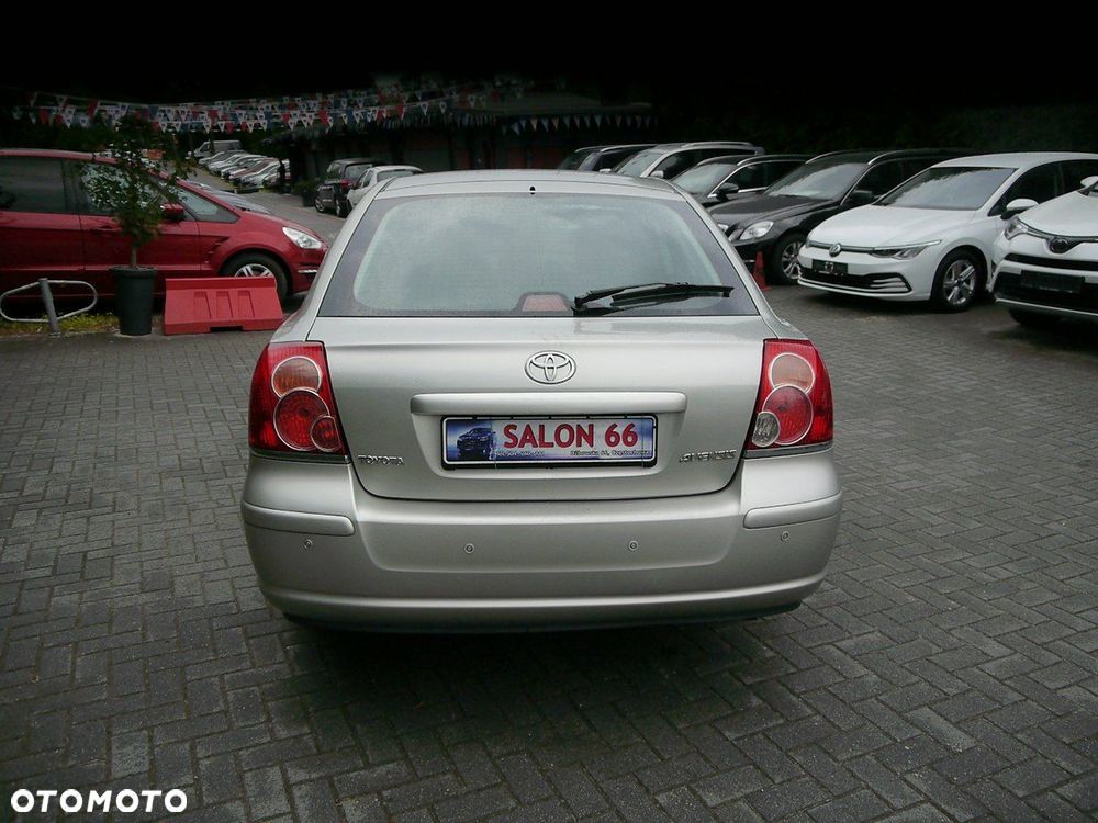 Toyota Avensis 2.0 VVT-i Sol plus Premium - 16