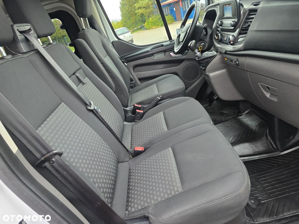 Ford Tourneo Custom 2.0 EcoBlue L2 Trend - 14