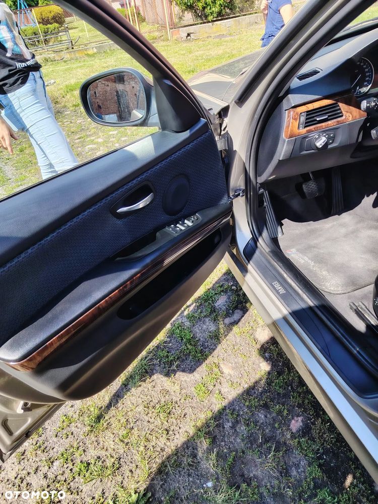 BMW Seria 3 318i - 20