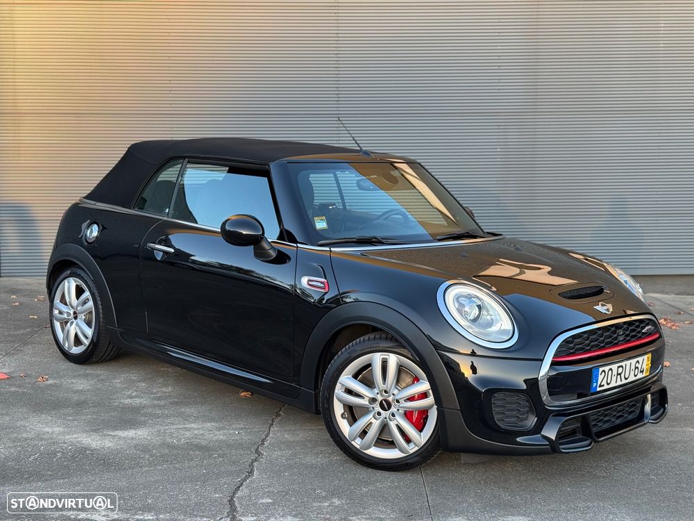 MINI Cabrio John Cooper Works - 1