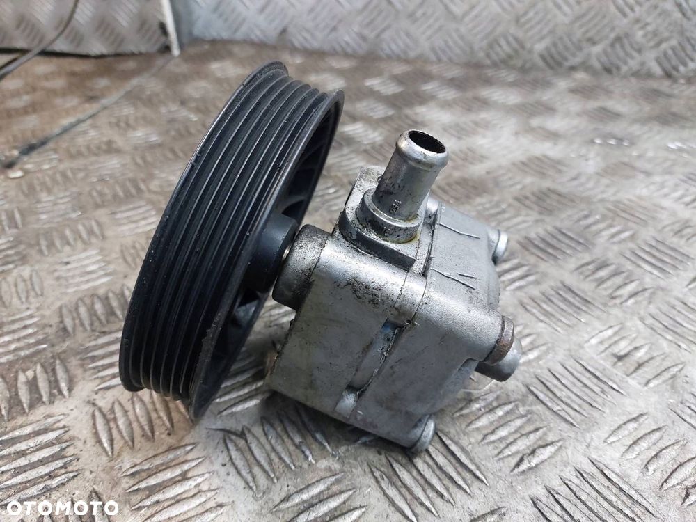 POMPA WSPOMAGANIA VOLVO S80 I 2.4 D5 - 3