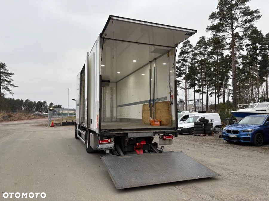 Mercedes-Benz Actros 1836 chłodnia thermo king T800R 2021/22 otwierany bok winda idealny stan - 5