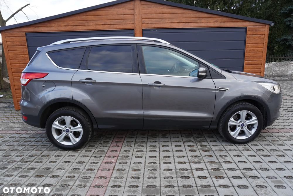 Ford Kuga 2.0 TDCi 4x4 Titanium - 4