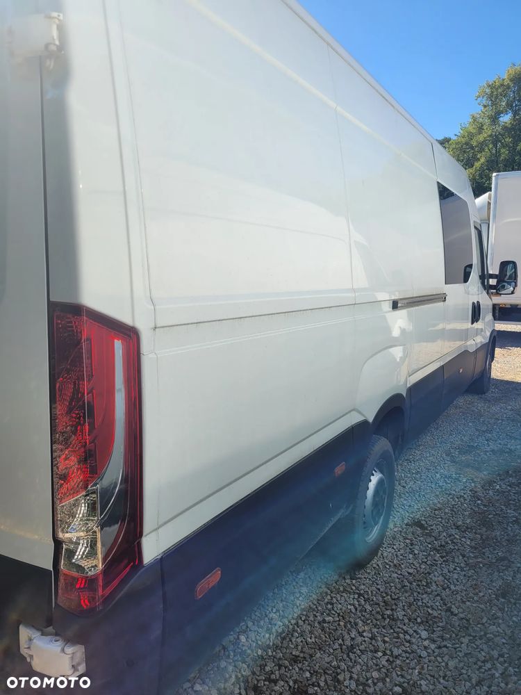 Iveco 35S18 - 12