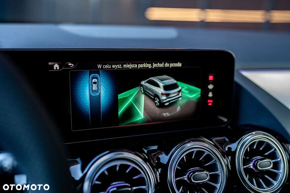 Mercedes-Benz GLA 200 mHEV AMG Line 7G-DCT - 14