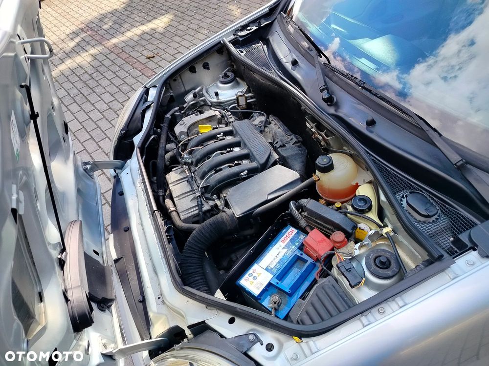 Renault Kangoo 1.6 16V Privilege - 20