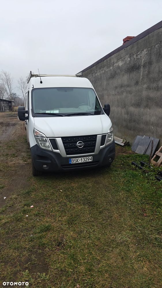 Nissan NV 400 - 1