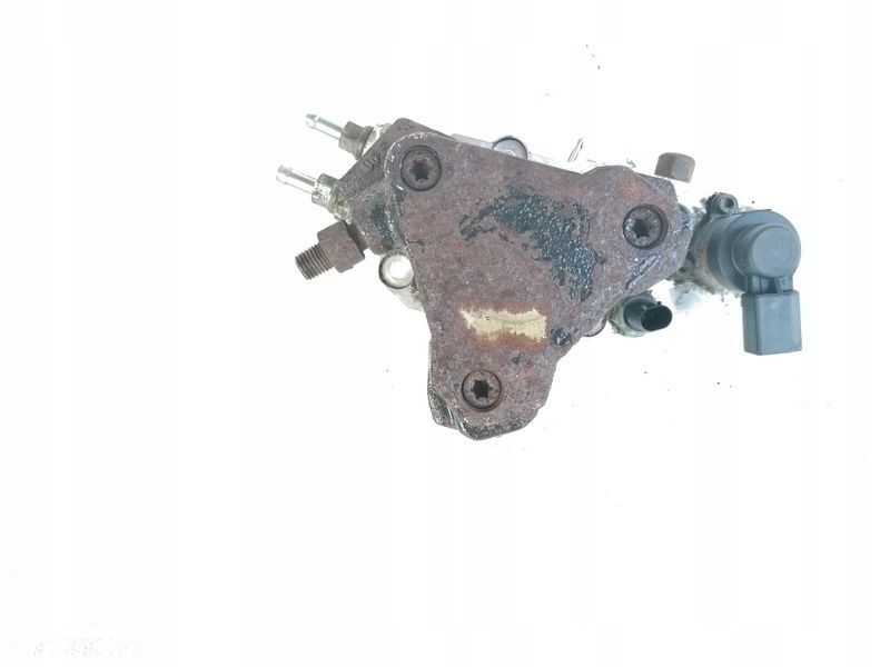 MERCEDES POMPA WTRYSKOWA 2.2 CDI OM A6460700401 - 2