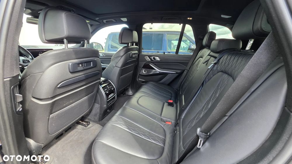 BMW X5 xDrive45e - 19