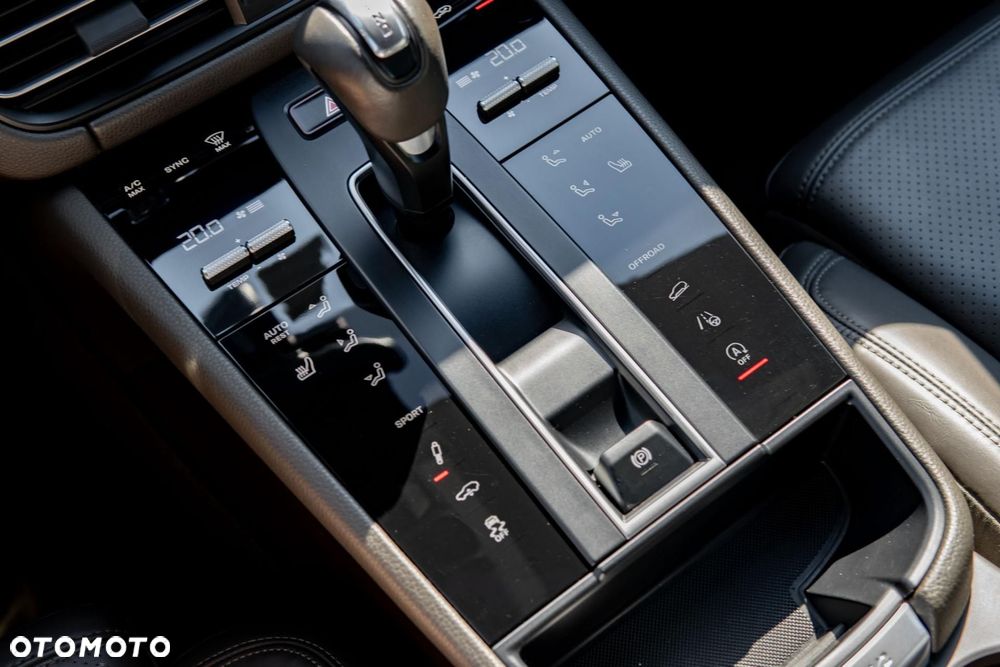 Porsche Macan S - 24