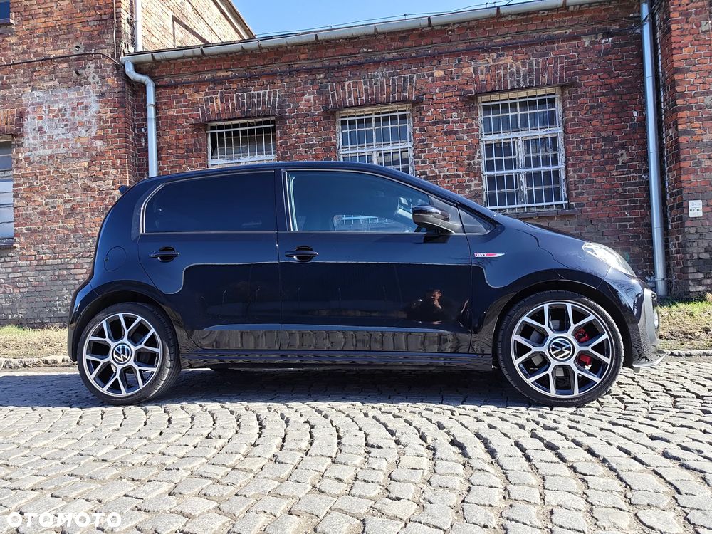 Volkswagen up! - 4