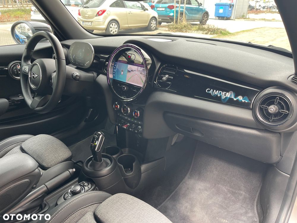 MINI Cooper Standard - 22