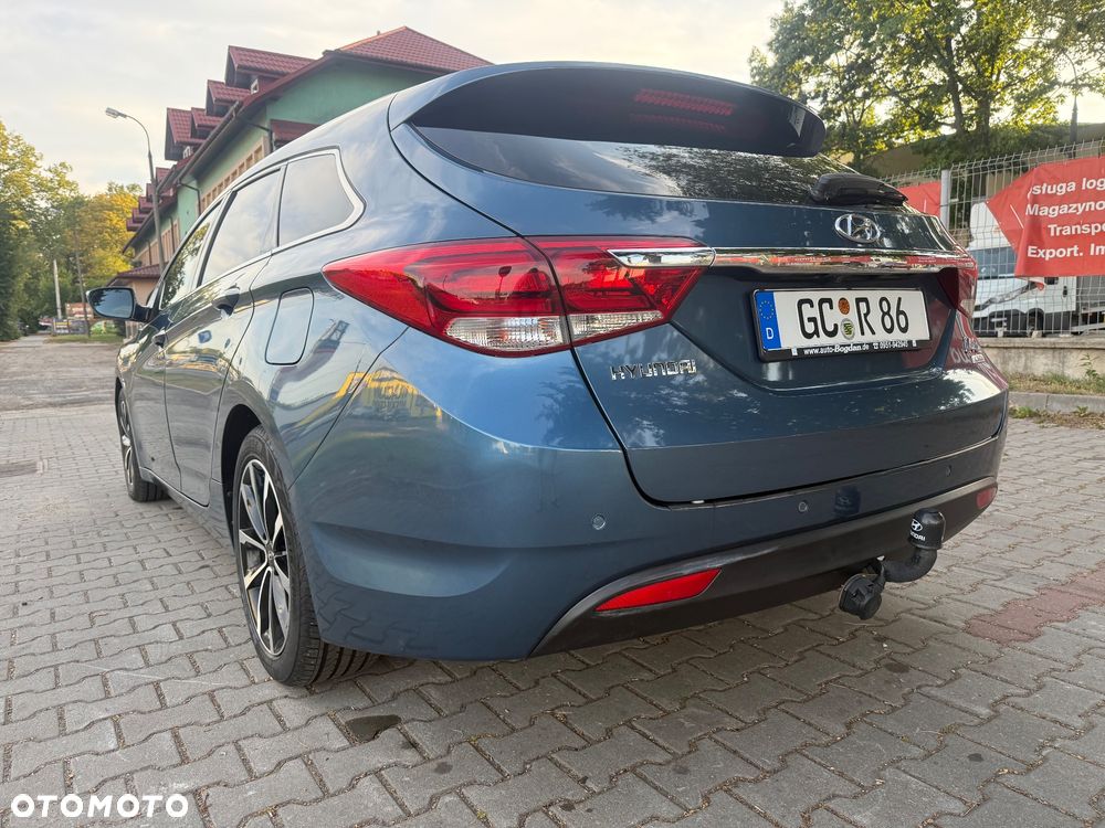 Hyundai i40 Kombi blue 1.7 CRDi DCT Premium - 12