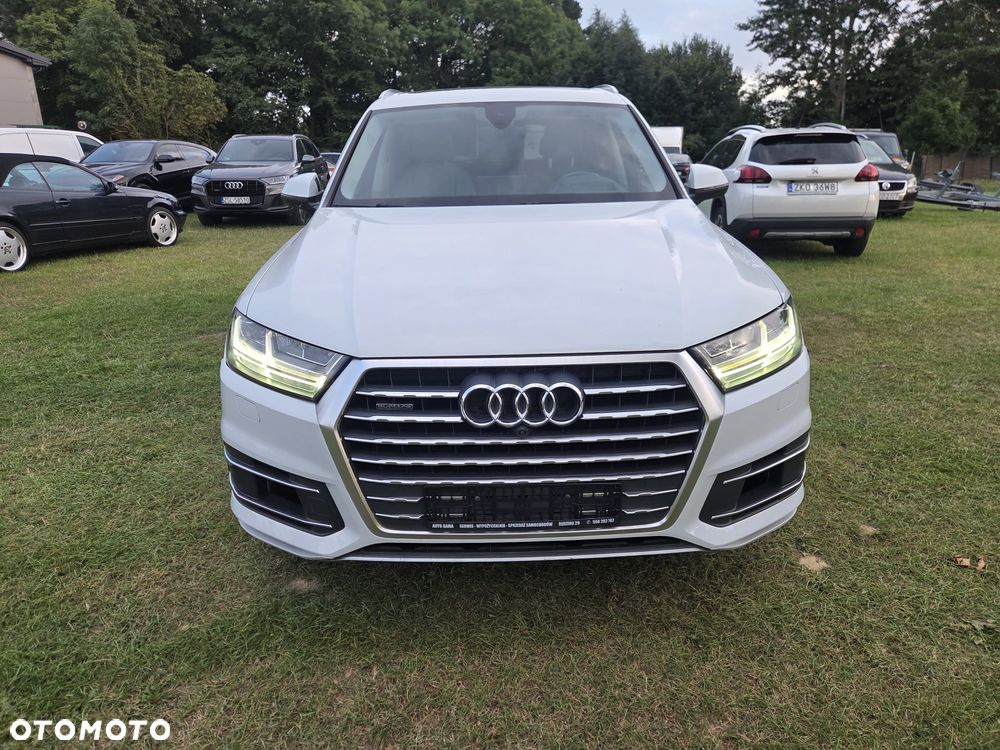 Audi Q7 - 3