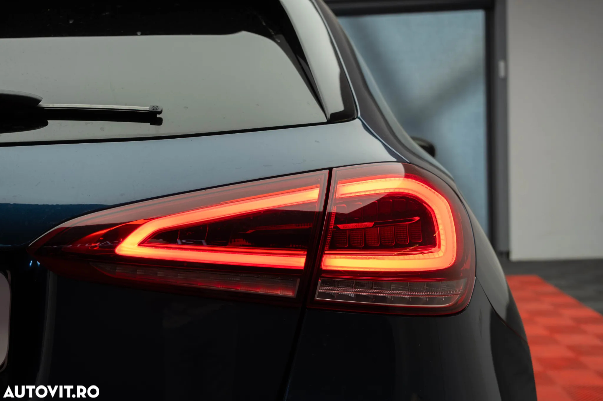 Mercedes-Benz A 200 d 4Matic 8G-DCT AMG Line - 9
