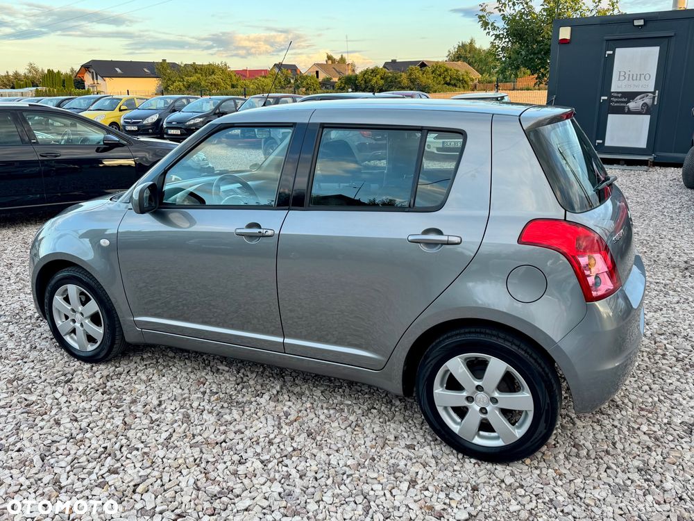 Suzuki Swift - 31