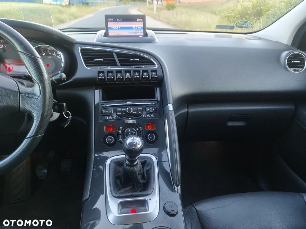 Peugeot 3008 HDi FAP 150 Roland Garros - 20