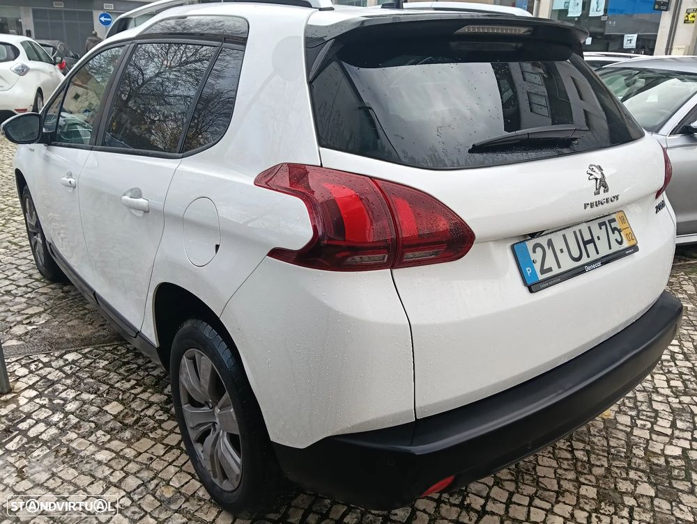 Peugeot 2008 1.2 PureTech Style - 5