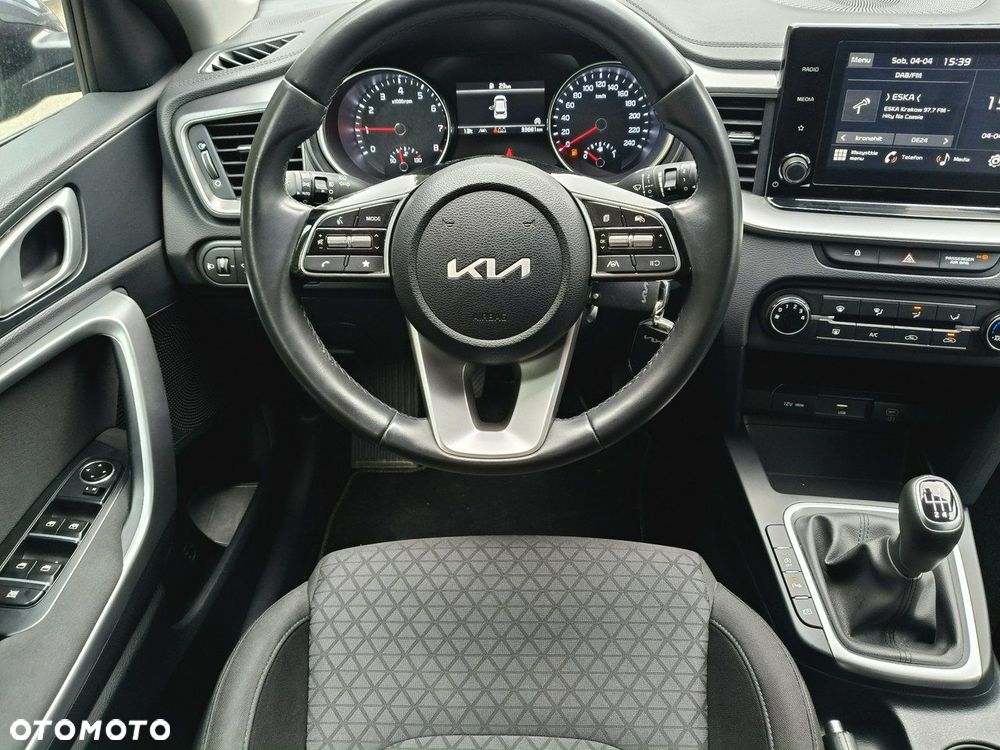 Kia Ceed - 4