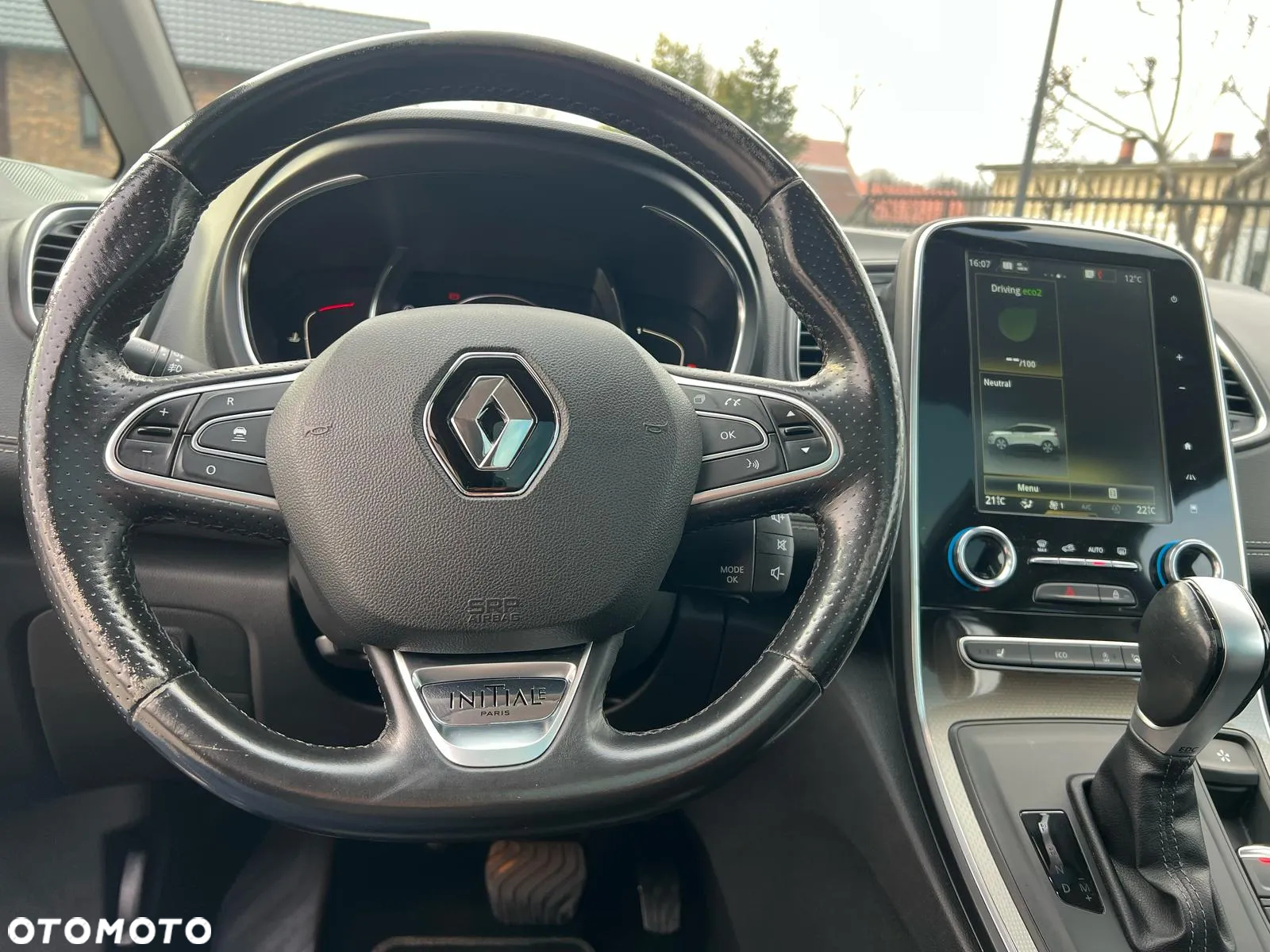 Renault Grand Scenic - 24