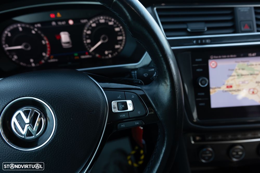 VW Tiguan Allspace 2.0 TDI Confortline DSG - 28