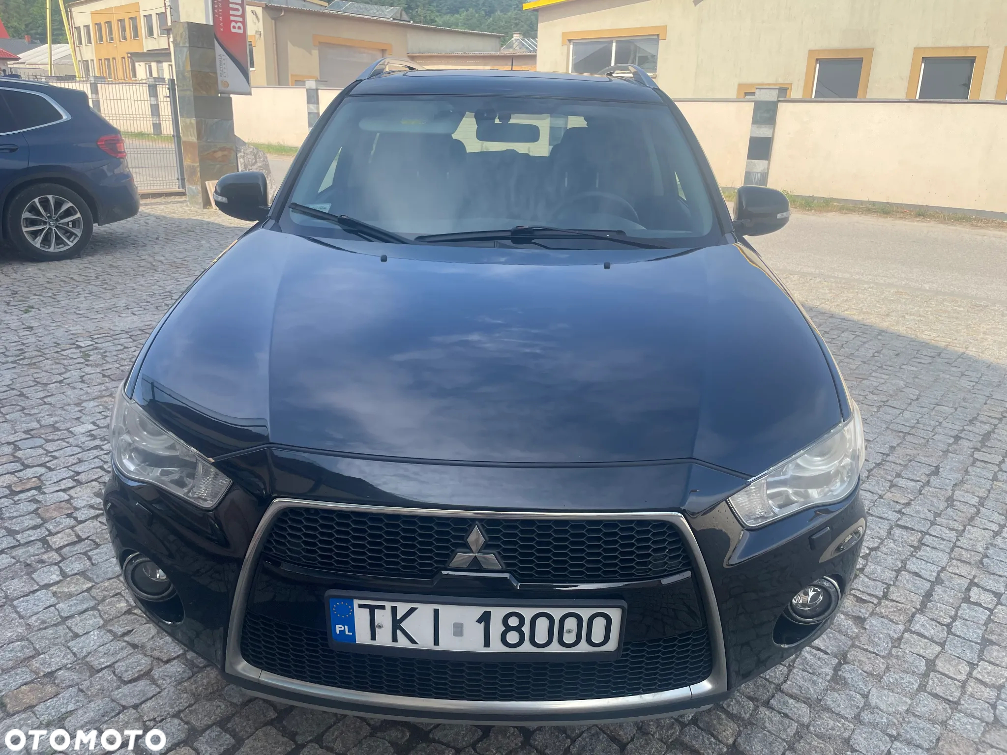 Mitsubishi Outlander 2.0 DID Instyle NAVI - 2