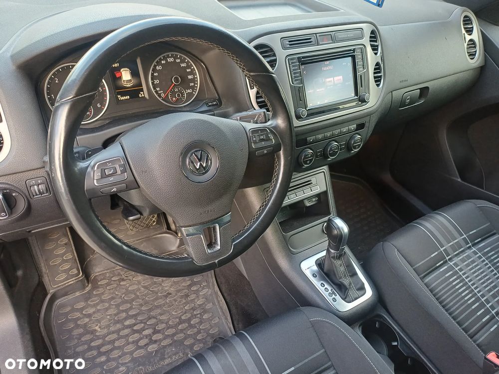 Volkswagen Tiguan - 11