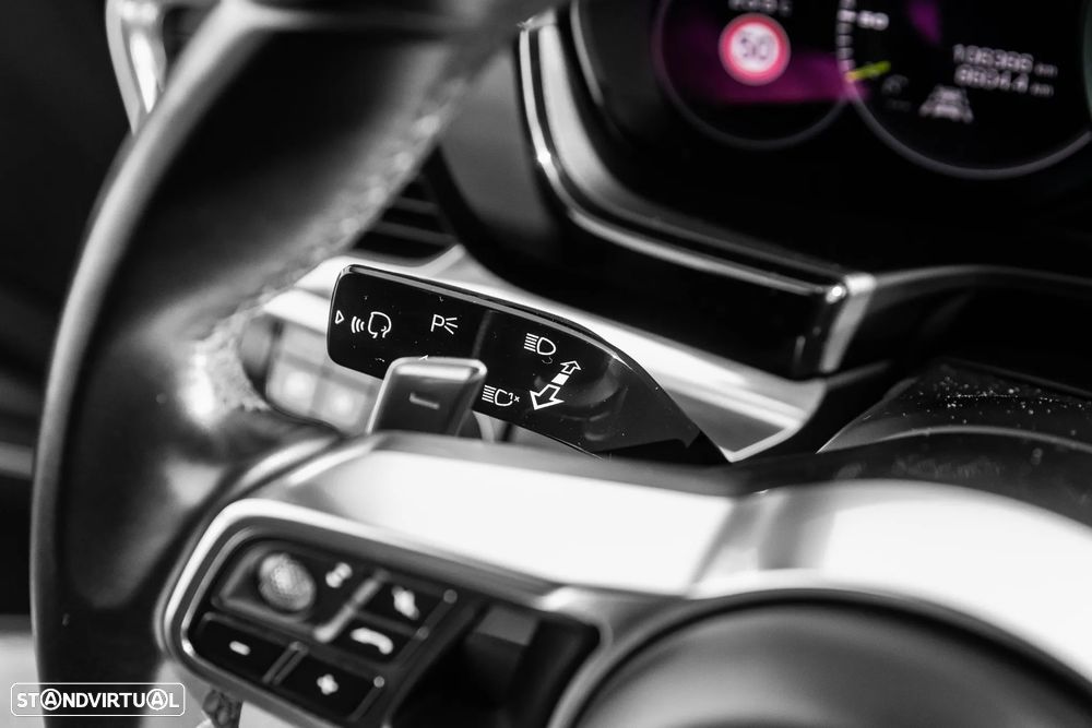 Porsche Panamera Sport Turismo 4 E-Hybrid - 34