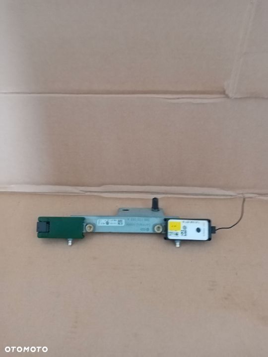 Wzmacniacz anteny moduł VW Passat B5 1J0035577E 3B9971361F - 1