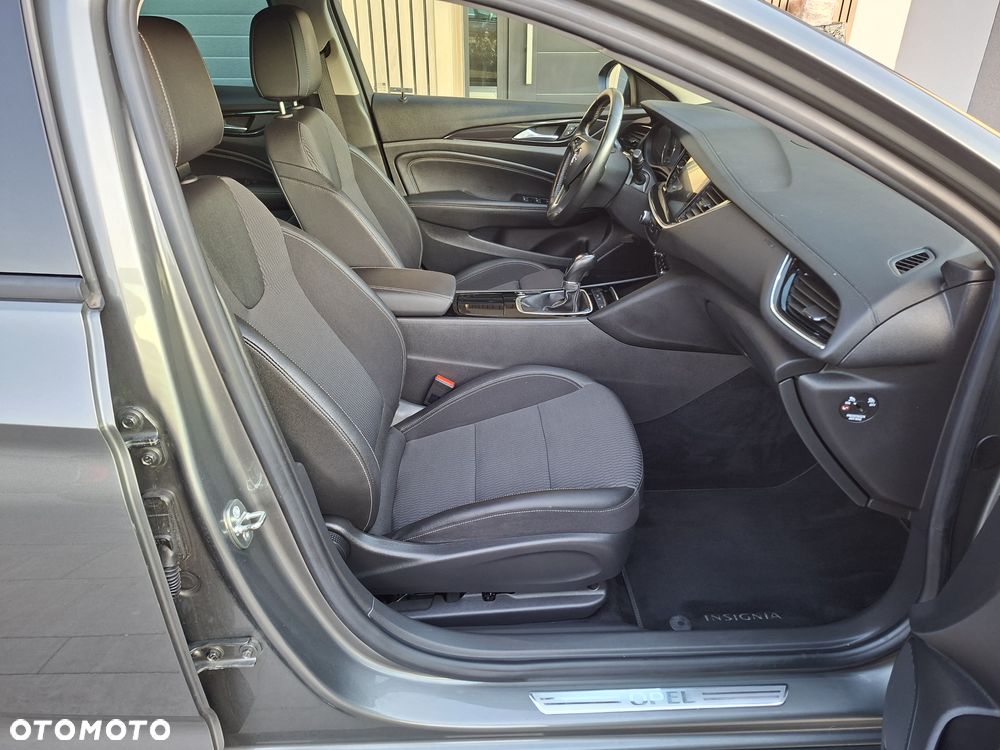 Opel Insignia - 8